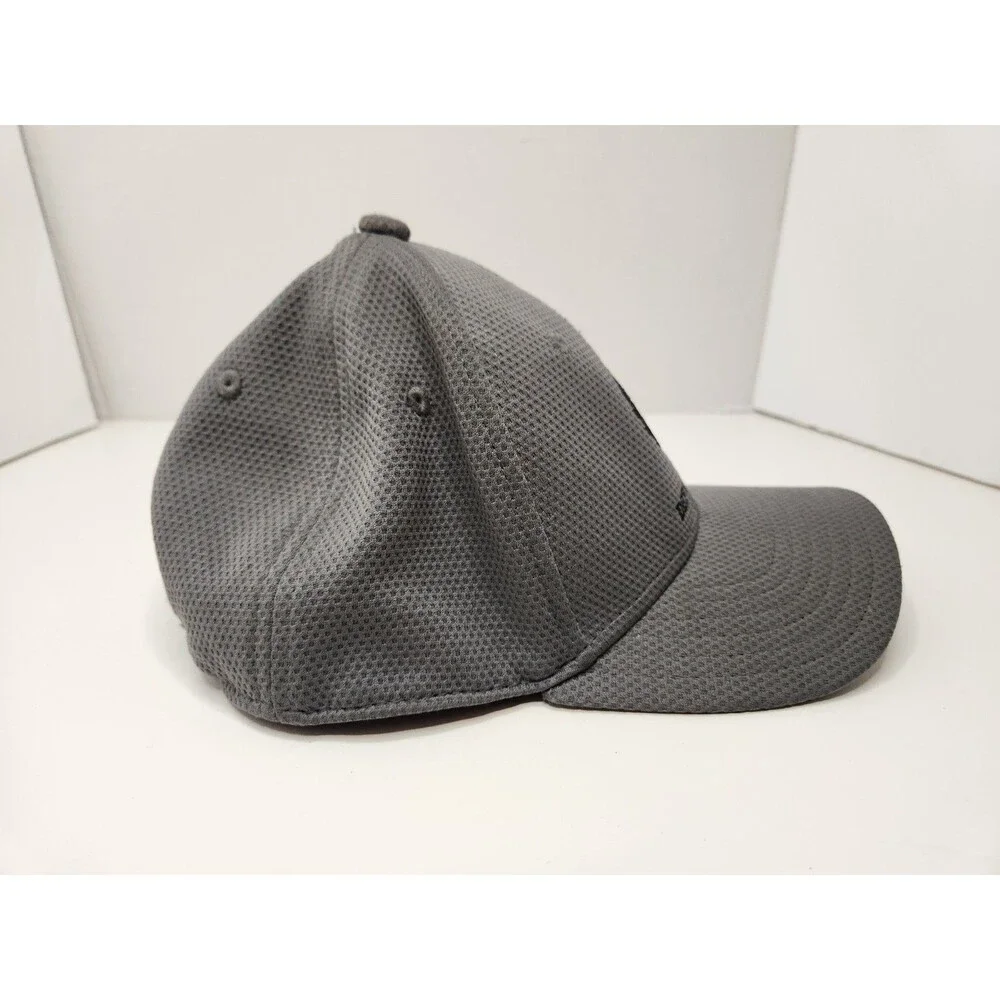 Under Armour Deer Valley Resort Hat Cap Strap Back‎ Gray Youth Utah